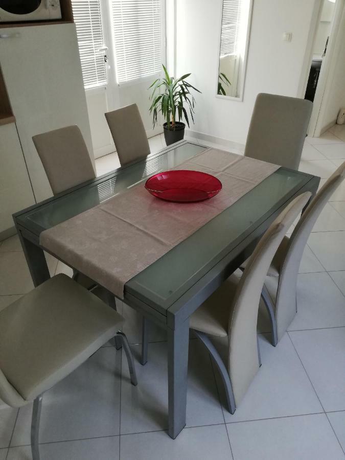 Style Apartment *