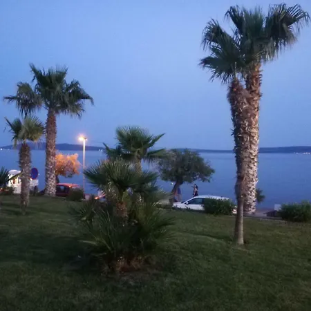Vita Style Kastela Exterior photo
