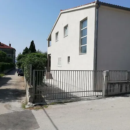 Vita Style Kastela Exterior photo